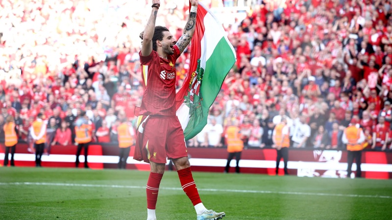 Thành công với Liverpool chỉ là bước đầu trong sự nghiệp cầu thủ này Thành công với Liverpool chỉ là bước đầu trong sự nghiệp cầu thủ này