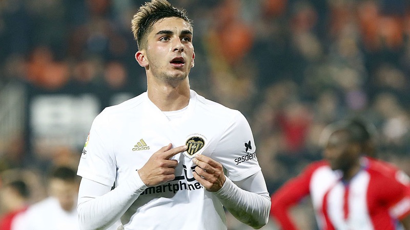 Ferran Torres từng là một tài năng sáng giá của Valencia Ferran Torres từng là một tài năng sáng giá của Valencia