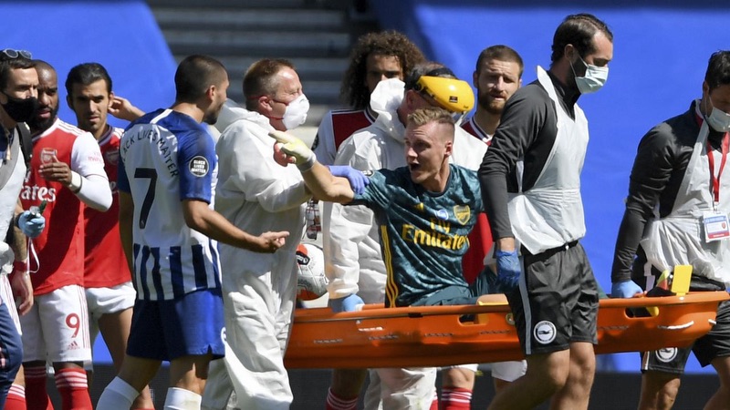 Khoảnh khắc mà buộc Bernd Leno phải trao cơ hội cho Emiliano Martinez thể hiện Khoảnh khắc mà buộc Bernd Leno phải trao cơ hội cho Emiliano Martinez thể hiện